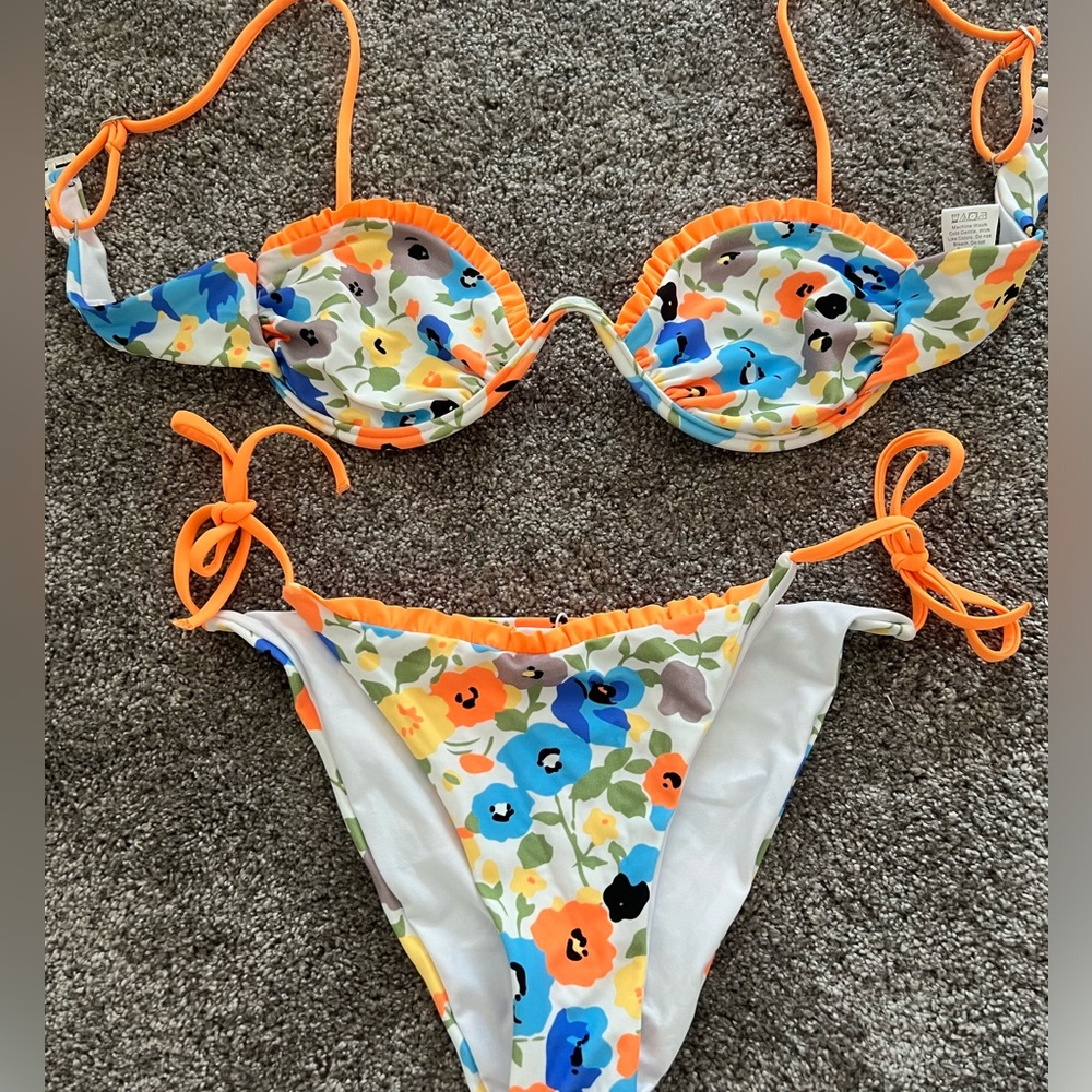 Princess Polly Underwire Bikini Set *NWOT*